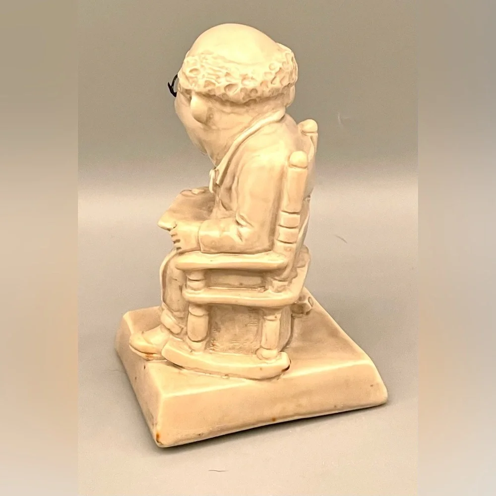 Vintage Russ Berrie World’s Greatest Grandpa Figurine 5”Unbreakable Statue